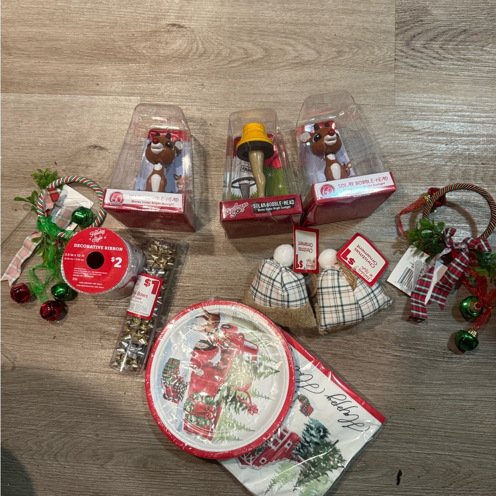 Festive Holiday Decor Set with Reindeer and Plaid Accents
